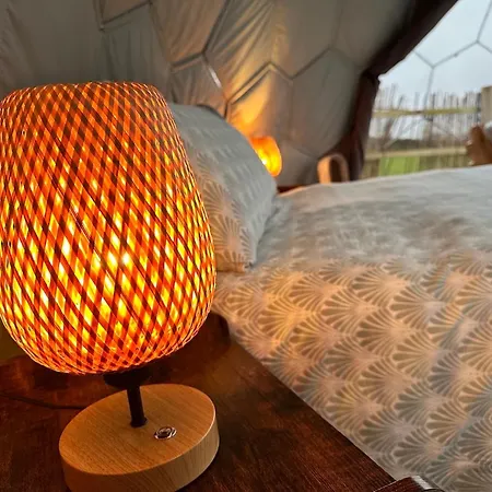 Deerstone Glamping-weets Hill Dome With Hot Tub Earby